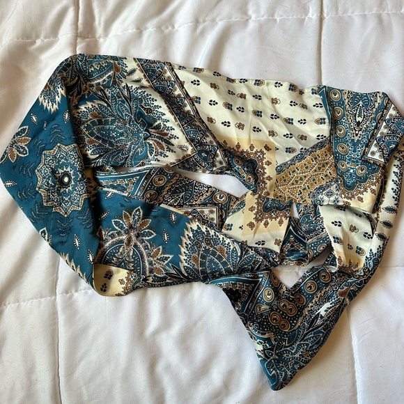 set of 2 “scarf” style tops - Picture 2 of 2